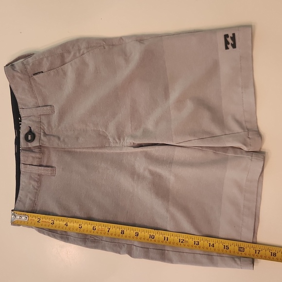 Billabong Gray Quick Dry Shorts Waist 22 - Picture 6 of 7